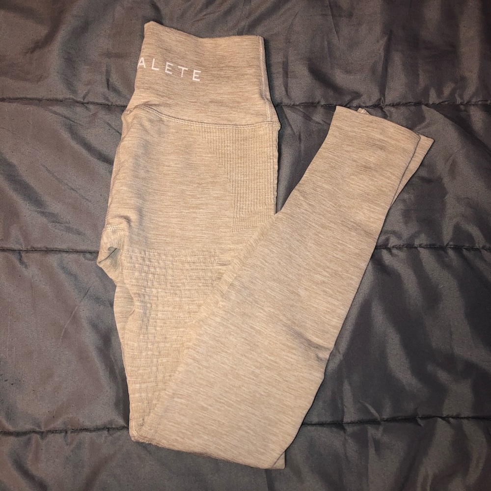Alphalete Halo Leggings
